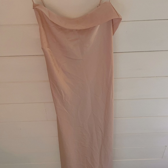 NWT ASTR THE LABEL Cowl Slip Midi Dress in Blush Womens Front Slit - Picture 4 of 6